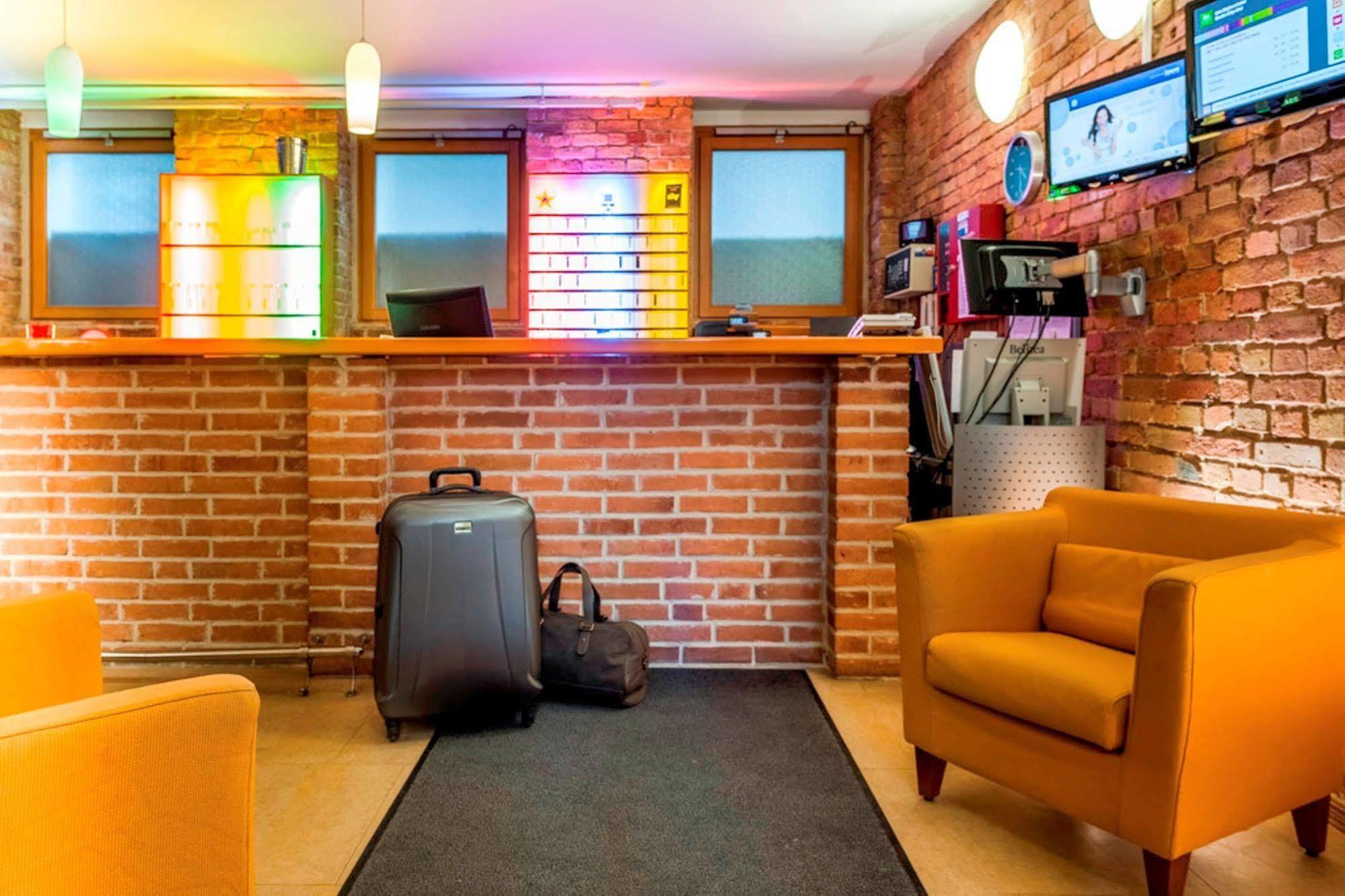Ibis Styles Berlin City Ost Intérieur photo